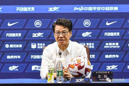 孙中一感慨：“我觉得我们九零后有韩寒是非常幸运的一件事。