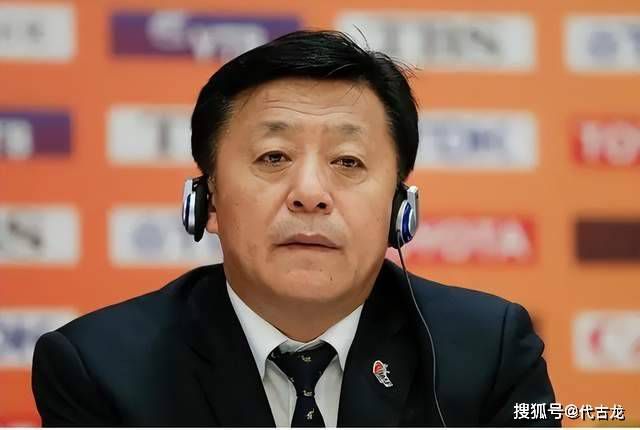 阿曼达红唇美艳亮相 为新片《拉芙蕾丝》忙不停 2013-07-31 当地时间7月30日，纽约，阿曼达·塞弗里德出现在《大卫深夜秀》，为她即将上映的新片《拉芙蕾丝》做宣传。