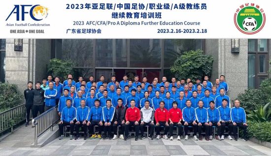 ” 偶遇奚梦瑶何猷君甜蜜约会 同喝一杯咖啡暗秀恩爱 2019-04-12 4月12日，有网友在香港偶遇奚梦瑶何猷君一同出现在咖啡店甜蜜约会，两人近日形影不离很是甜蜜，引发网友关注。