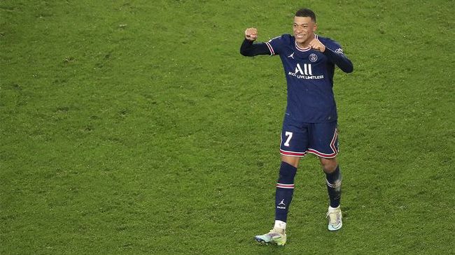 时间：2024.08.29 ： 作者：小松 ： 据外媒，凯特·温斯莱特将监制并主演新剧《肇事现场》（The Spot），由艾德·索罗门（《惊天魔盗团》《黑衣人》《霹雳娇娃》）担任编剧。