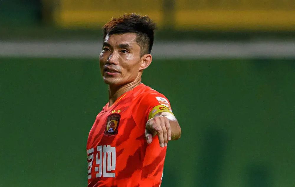 除去硬汉角色，你最希望能够饰演哪一种从未挑战过的角色？